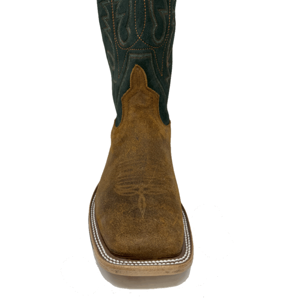 A look at the toe shape of an Anderson Bean Wheatbuck Waxy Kudu Men's Western Boot.