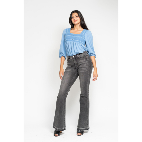 MID RISE TUMMY CONTROL WASHED GRAY RELEASE HEM FLARE JEAN - Image 4