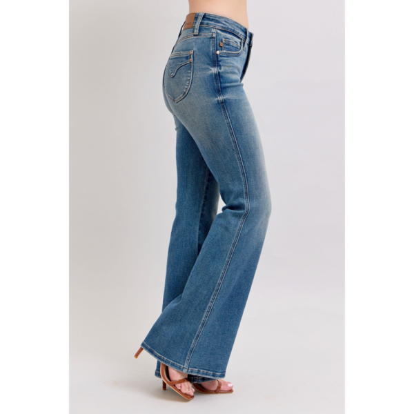 MID RISE TUMMY CONTROL VINTAGE WASH & BACK SHIELD POCKETS FLARE JEAN - Image 2