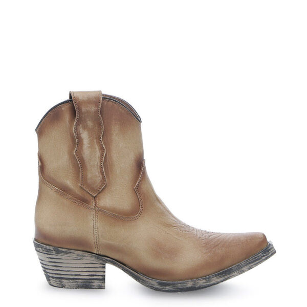 A right profile facing Corral Circle G Embroidered Almond J Toe Cowgirl Boot.