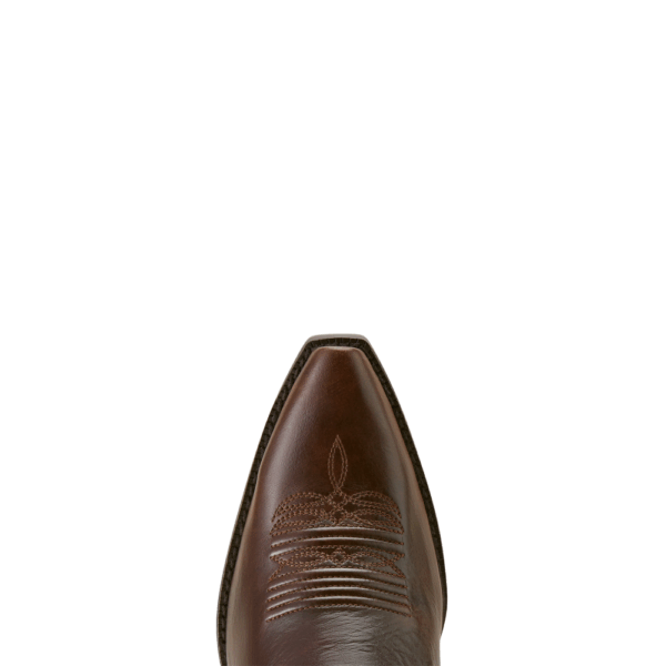 A look at the toe shape of an Ariat Women's Taytum X Toe Rich Clay Western Boot.