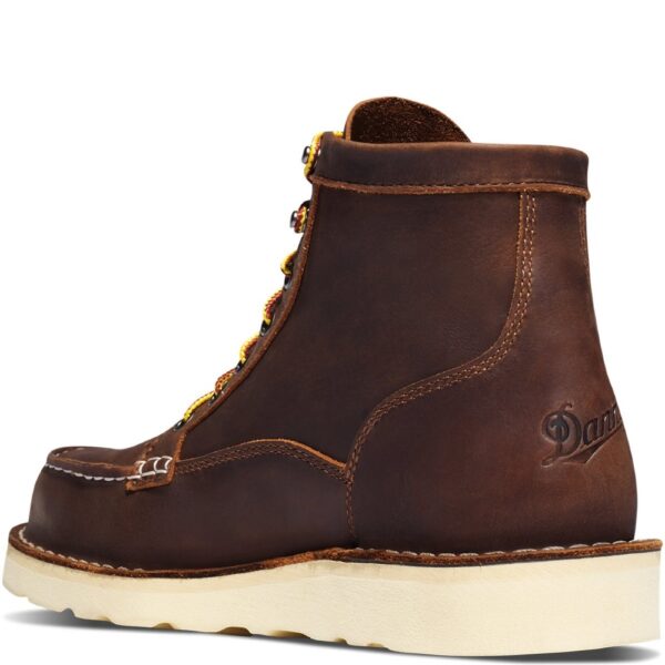 A look at the back and heel of a Danner Men's Bull Run Moc Steel Toe 6" Work Boot.