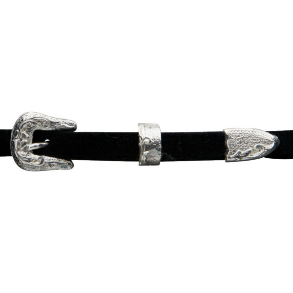 A closeup look at the hatband on a Stetson Lariat 5X Black Cowboy Hat.