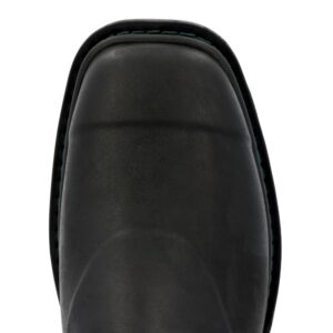 A look at the toe shape on a Muck Women's Chore Western 12