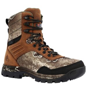 A 3/4 right turned Rocky Lynx Waterproof 400G Insulated Outdoor Boot.