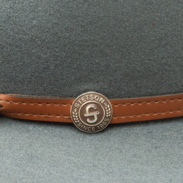 A closeup look at the Stetson stud on a Weston Denim Felt Western Cowboy Hat.