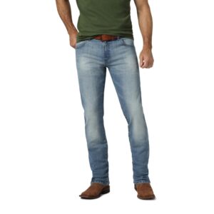A modeled, forward-facing look at a pair of Wrangler Men's Retro Slim Fit Straight Leg Jeans.