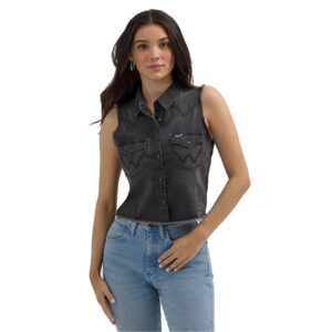 A modeled, front facing look at the Wrangler Women's Frayed Denim Crop Western Tank.