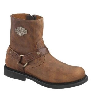 A 3/4 turned Harley Davidson Men's Scout Leather Harness Riding Motorcycle Pull-On Boot.