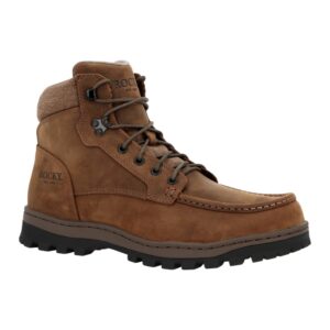 A 3/4 right turned Rocky Outback LTE Moc Toe Hiking Boot.
